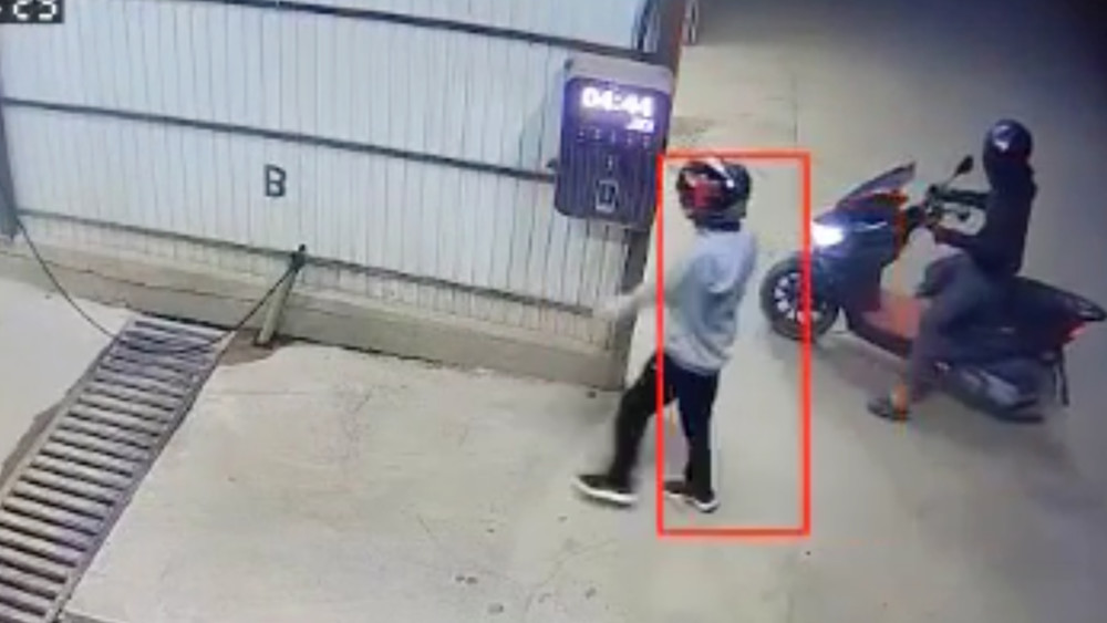 Взламывали автоматы на автомойках: в Оше задержаны подозреваемые в кражах