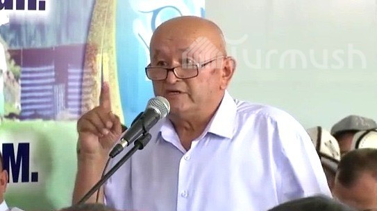 «Воды станет меньше или больше?»: Полпред президента поспорил с химиком из Узгена