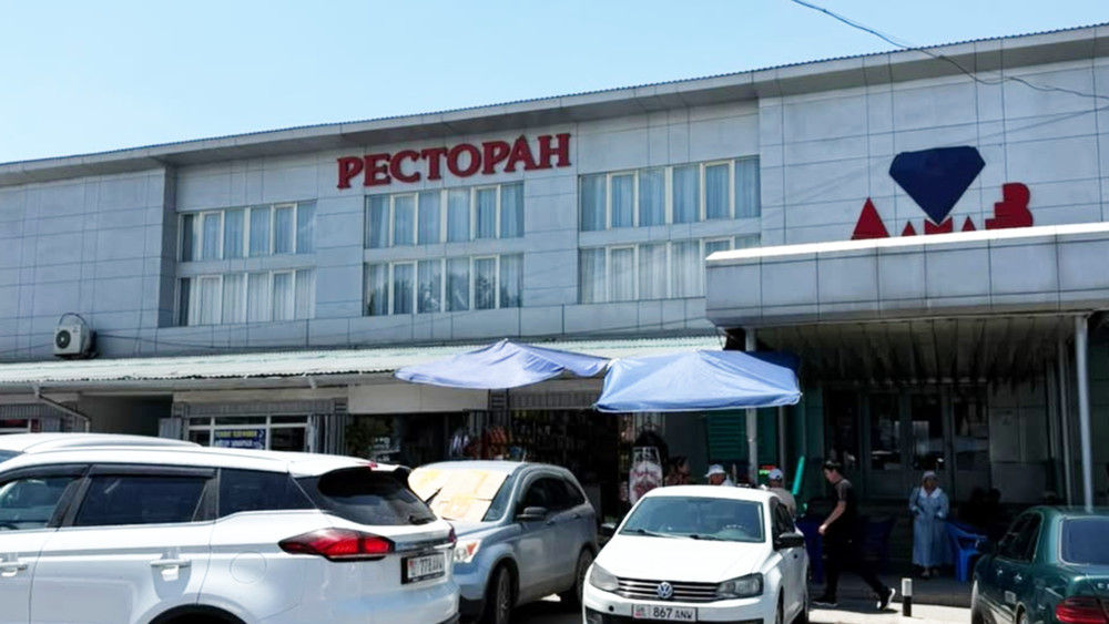 Массовое отравление в Узгене: после «сүннөт той» в больницу попали 49 человек