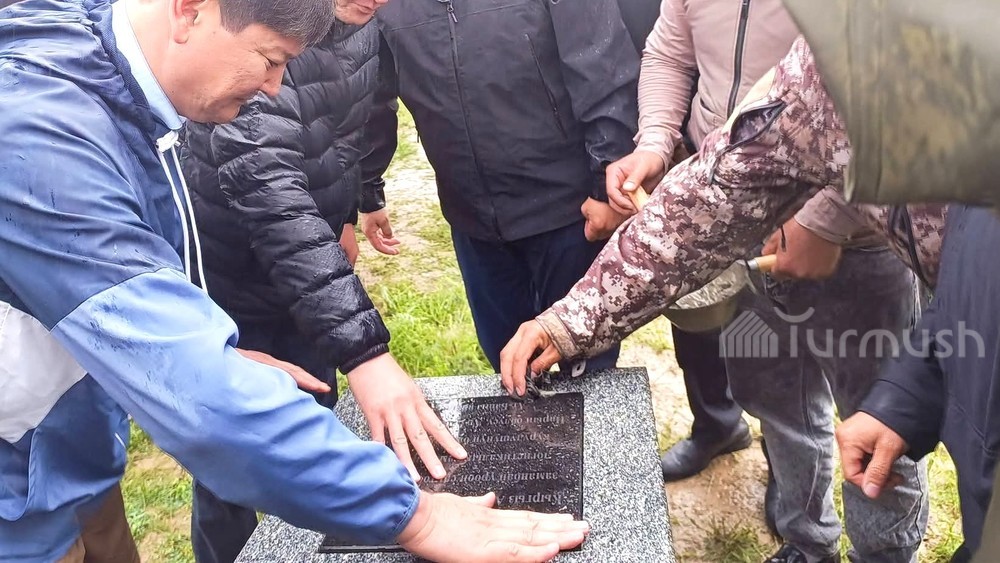 В Ат-Башы заложена капсула под строительство первого в стране агроцентра по хранению семян