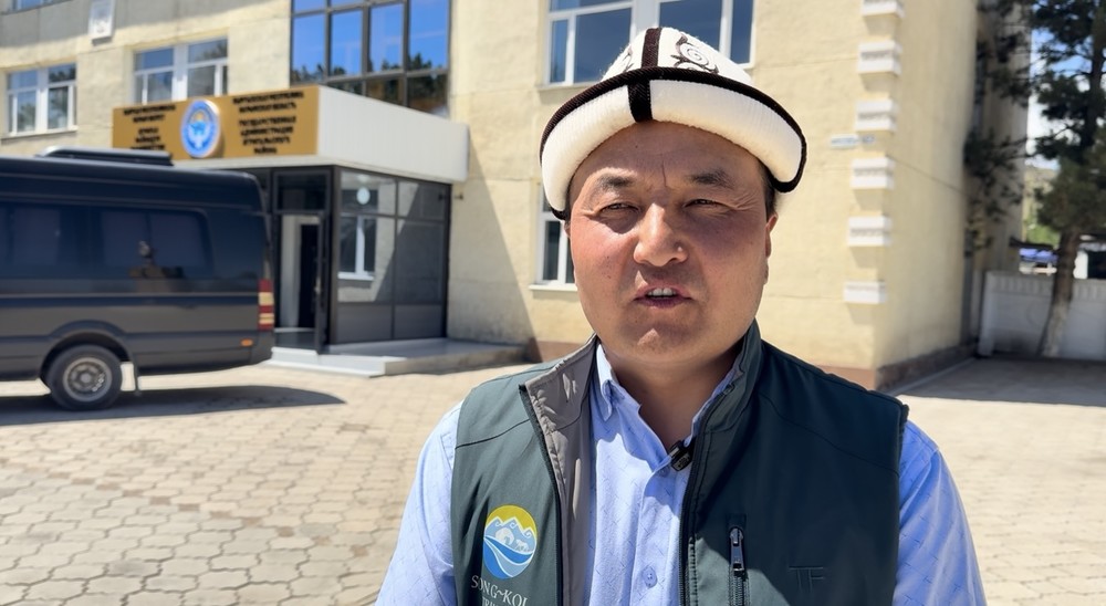 Владелец юрт на Сон-Куле пожаловался на высокие сборы за юрточные лагеря — полпред президента считает тарифы справедливыми