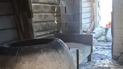 Жители Бостери просят проверить условия, в которых выпекают лепешки на ул. Мамытова