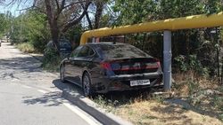 На Восток-5 машину припарковали на газоне. Фото