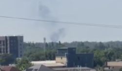 В двух частях Бишкека дым от пожара. Видео