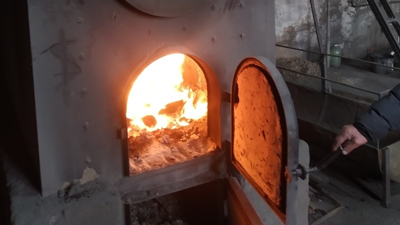 Charcoal Classrooms Expose the Delusion of Modern Education Reform