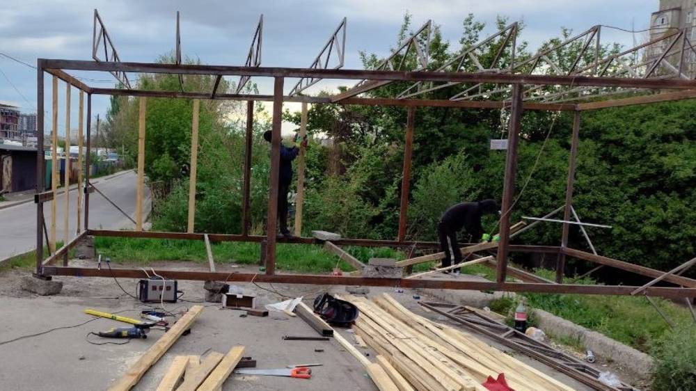 Законна ли пристройка на Кийизбаевой? Фото горожанина