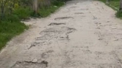 Состояние дороги в 5 мкр. Видео