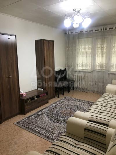 Продаю 3-комнатную квартиру, 58кв. м., этаж - 3/4, Байтик Баатыра - Суеркулова.