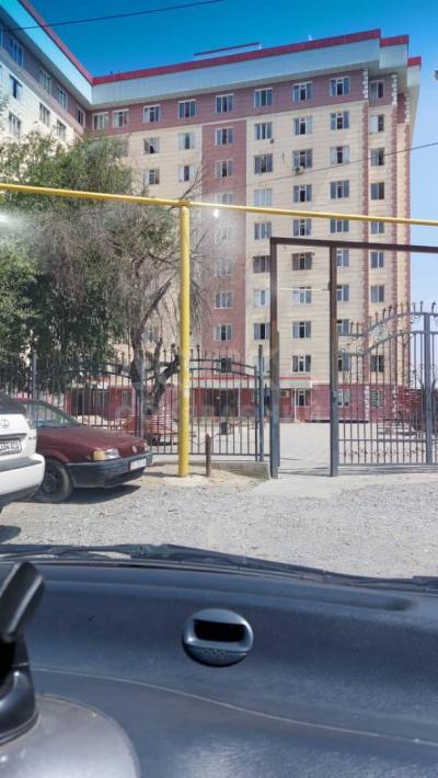 Продаю 3-комнатную квартиру, 100кв. м., этаж - 3/10, Партсьезд дом128 кв 129 адрес.