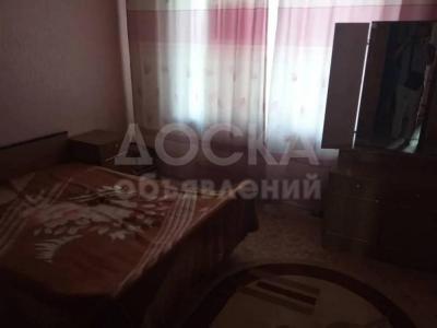 Продаю 3-комнатную квартиру, 68кв. м., этаж - 8/9, 7-й мкр.