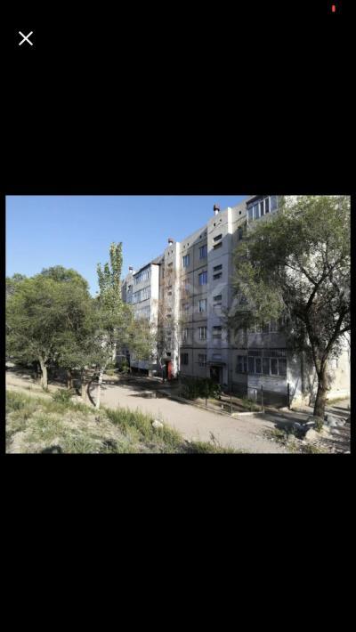 Продаю 3-комнатную квартиру, 72кв. м., этаж - 5/5, 3 мкр 98 дом.