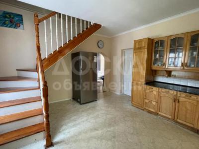 Продаю дом 5-ком. 137кв. м., этаж-1, 5,3-сот., стена кирпич, Бектенова пересекает Скрябина .