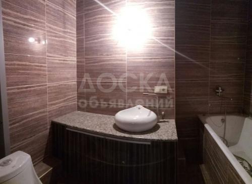 Продаю квартиру 3-ком., 127кв. м., этаж - 8/9, Исанова/Чуй.