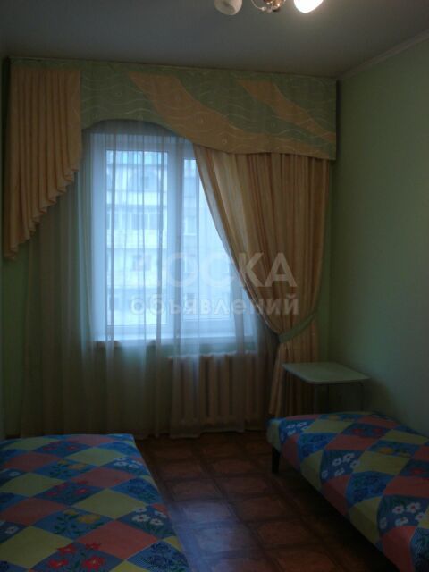 Продаю квартиру 3-ком., 1кв. м., этаж - 8/9, Правда.