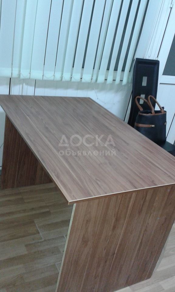 Продается офисная мебель