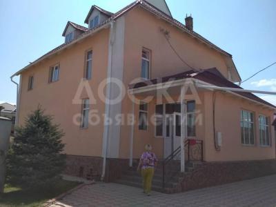 Продаю дом 14-ком., 228.5кв. м., этаж-2, 10-сот., стена кирпич, Южная Магистраль/Тыналиева.