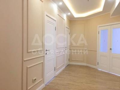 Продаю 3-комнатную квартиру, 105кв. м., этаж - 10/10, Ахунбаева/Тыналиева .