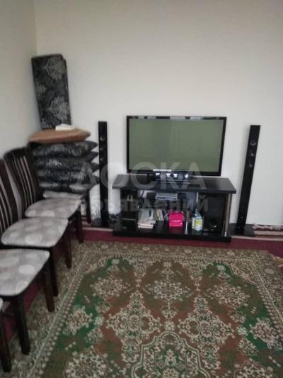 Продаю 2-комнатную квартиру, 44кв. м., этаж - 9/9, жил. городок Совмин  улица Байтик -Батыра 1/1,.