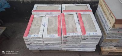 Срочно продаю кафель керамогранит!