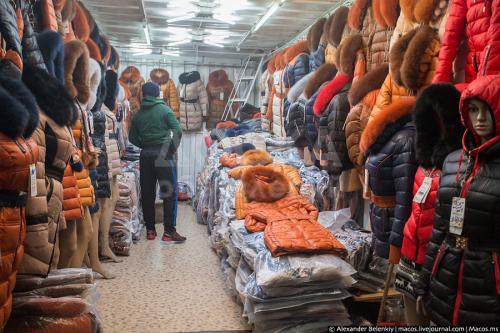 Продаю коммерческую недвижимость офисное помещение 8кв. м., ул Токтогула.