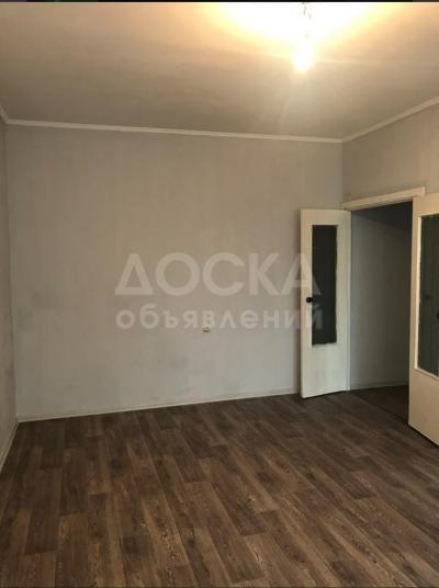 Продаю 1-комнатную квартиру, 33кв. м., этаж - 8/9, Н.Джал.