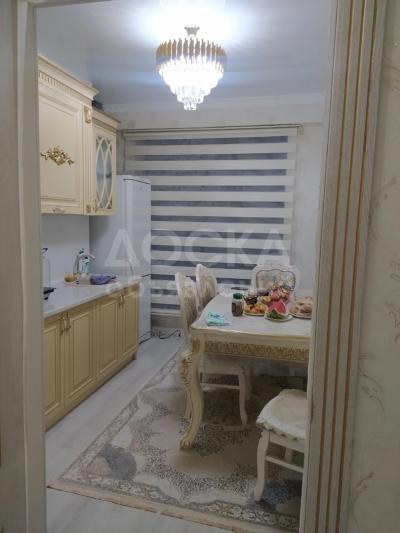 Продаю 2-комнатную квартиру, 66кв. м., этаж - 10/10,  исакеева.