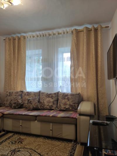 Продаю дом 4-ком. 100кв. м., этаж-1, 6-сот., стена кирпич, Логвиненко 17.