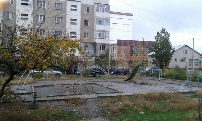 Продается однокомнатная вартира 105 серии по адресу Джал 29