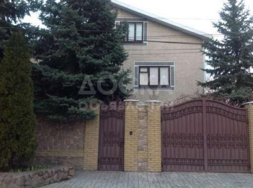 Продаю дом 1-ком., 1кв. м., этаж-1, 6-сот., стена кирпич, Чуй.