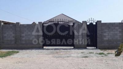 Продаю дом 1-ком., 80кв. м., этаж-1, 1-сот., стена кирпич, Ак-Ордо 1.