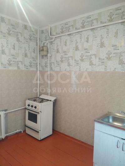 Продаю квартиру 2-ком., 45кв. м., этаж - 2/5, Тоголок Молдо/Фрунзе, совминовский дом!.