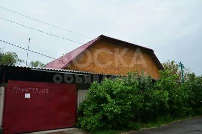 Продаю дом 1-ком. 113кв. м., этаж-1, 6.5-сот., стена кирпич, Шлагбаум.