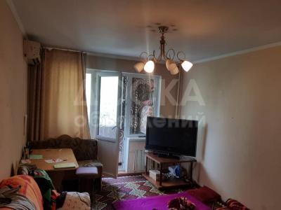 Продаю 2-комнатную квартиру, 41кв. м., этаж - 2/4, 5 mkr.