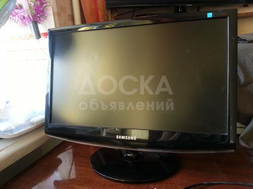 Продаю монитор компьютера Samsung