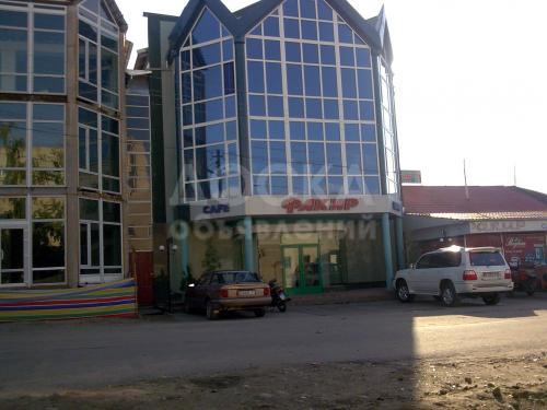 Продаю коммерческую недвижимость свободного назначения 1200кв. м., г Каракол ул Жусаева-Горького центр,