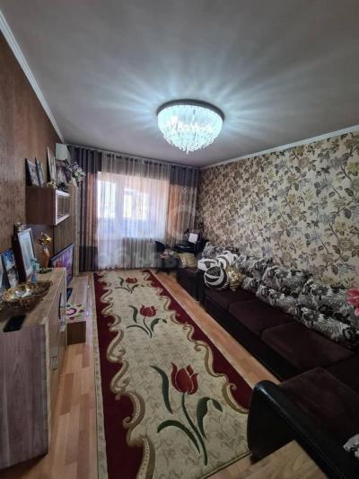 Продаю 3-комнатную квартиру, 71кв. м., этаж - 6/9,  7 микрорайон.