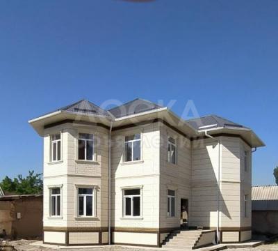 Продаю дом 6-ком. 140кв. м., этаж-2, 5-сот., стена кирпич, Ак- Орго.