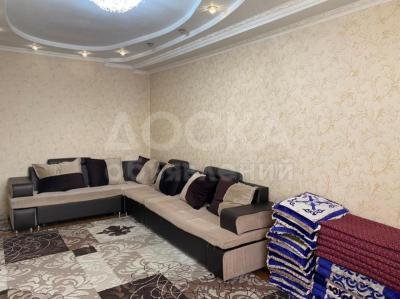 Продаю 2-комнатную квартиру, 60кв. м., этаж - 1/5, средний Джал.