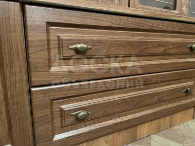 Продаю сервант