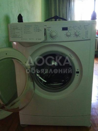 Продаю б/у Стиральную Машинку