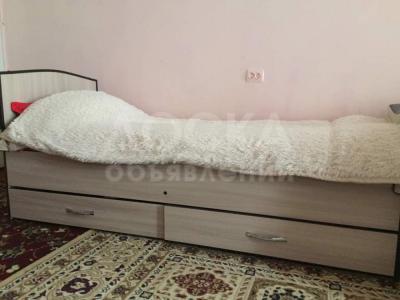 Кровать и шифонер