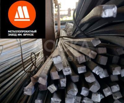 Квадрат стальной