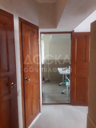 Продаю 2-комнатную квартиру, 50кв. м., этаж - 1/1, Бишкек.