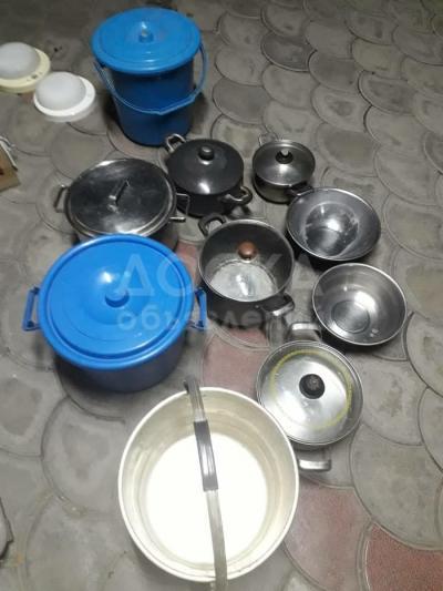 Продаю кастрюли бетон крышка