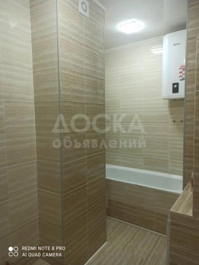 Продаю 3-комнатную квартиру, 114кв. м., этаж - 10/10, в районе  Пишпек по улице Репина Льва Толстого..