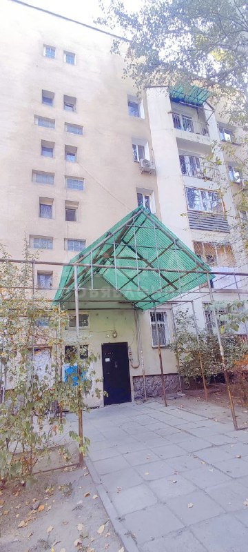 Продаю 3-комнатную квартиру, 83кв. м., этаж - 1/5, Эркиндик\Жумабека.