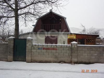 Продаю дачу 5-комнатную 80кв. м., этаж-1, 5-сот., стена кирпич, село Беш-Кунгей.