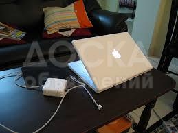 Красивый и мощный ноутбук. Apple - MacBook.