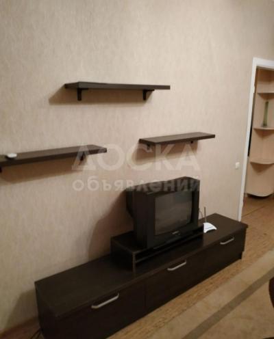 Продаю 1-комнатную квартиру, 3кв. м., этаж - 9/9, 11микрорайон по Набережной.