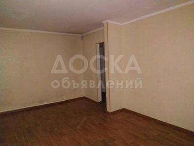 Продаю 2-комнатную квартиру, 37кв. м., этаж - 1/2, новосельская.